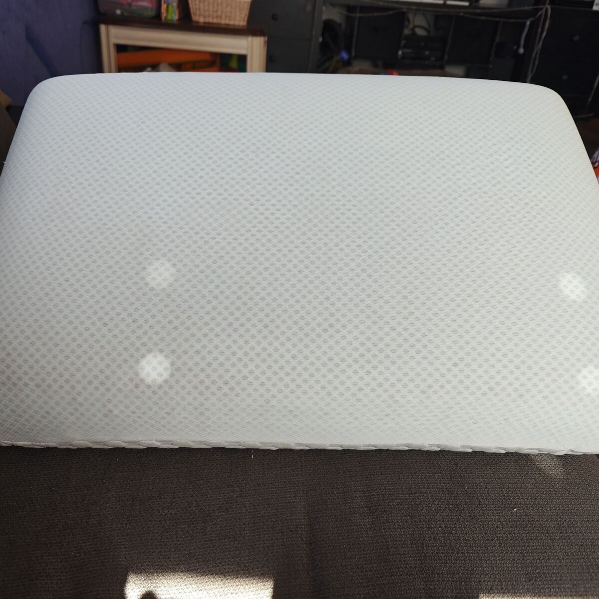 ghost™ memory foam pillow