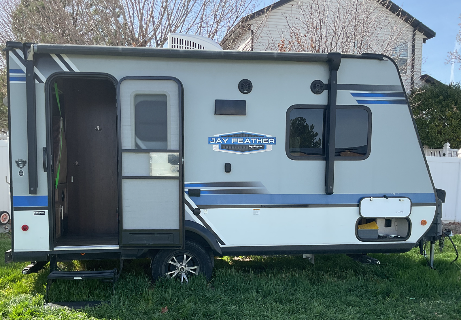 2018 Jayco Jay Feather 17Z Hybrid Trailer