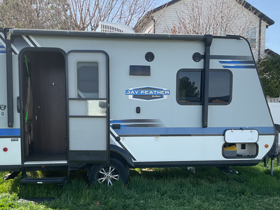 2018 Jayco Jay Feather 17Z Hybrid Trailer