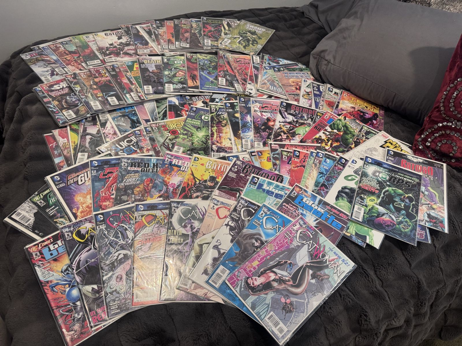 Large mixed Comic Book Lot DC/Marvel