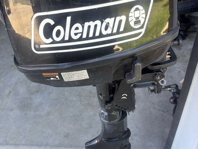 Coleman 5HP Tiller Handle Outboard Trolling Motor - internal or external tank.