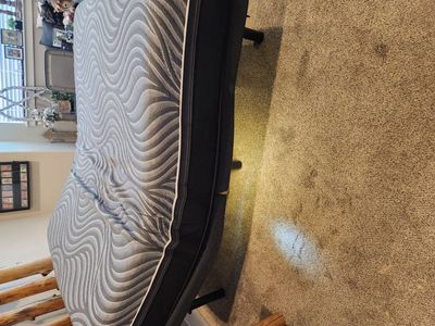 Tempur-pedic Adjustable Base w_ Mattress