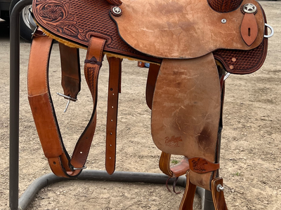 Bullseye Saddle For Sale, < 2 Yrs Old - Will Ship!