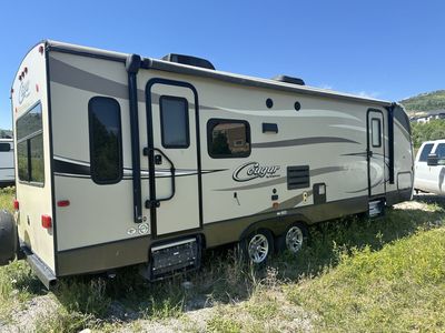 2017 Keystone Cougar X-Lite 28RLS Travel Trailer