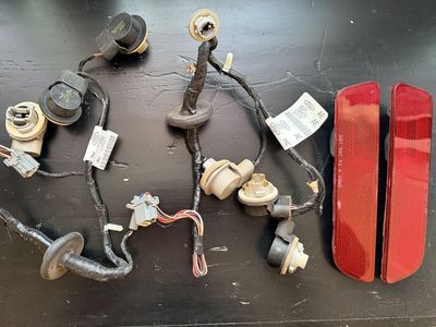 2005 Ford Mustang GT OEM Taillight Wiring Harnesses & Rear Side Marker Lights