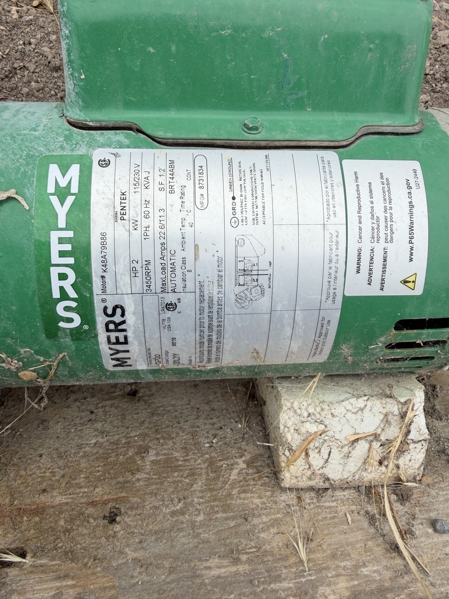 Used Myer’s Pentek 2HP Automatic irrigation Pump BPT44ABM - Good Condition