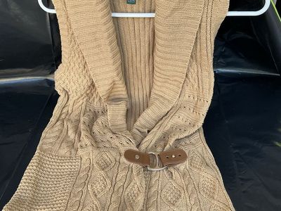 Lauren Ralph Lauren Camel Cable Knit Sweater Vest Leather Buckle Shawl Collar M