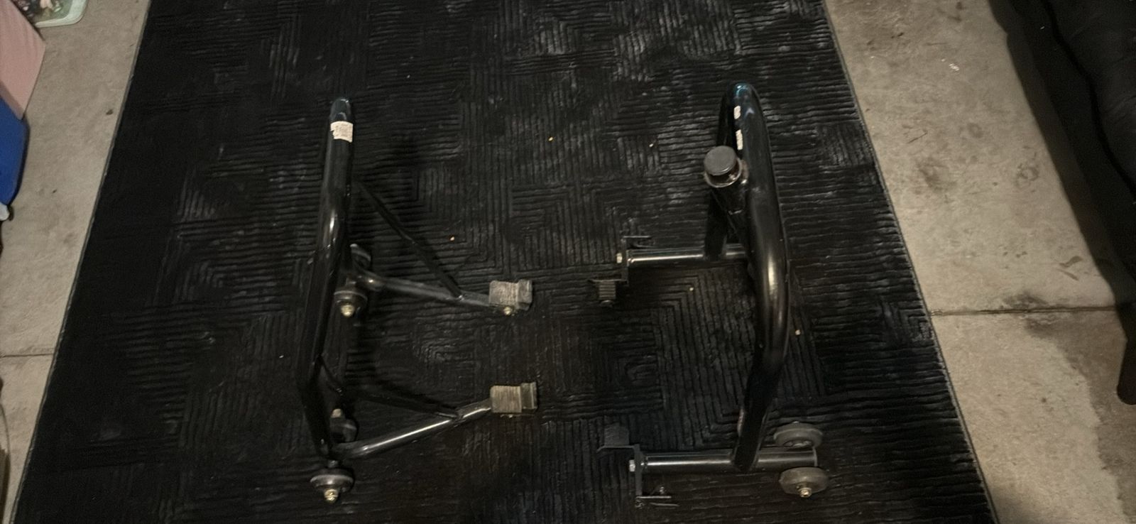 Main image 3