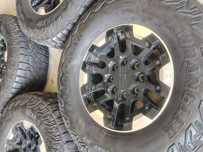 hummer wheels and tires