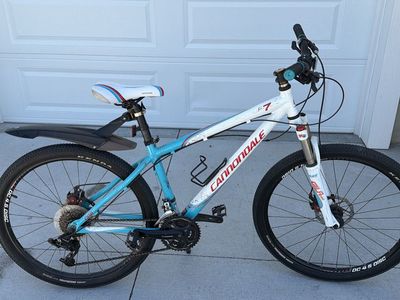 Women’s Cannondale F7 26”