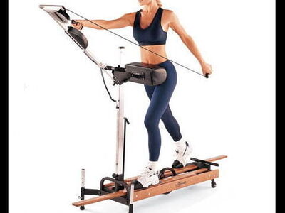FREE DELIVERY, NORDICTRACK PRO SKI EXERCISE MACHINE NORDIC TRACK w/ COMPUTER MONITOR, CROSS COUNTRY SKIER