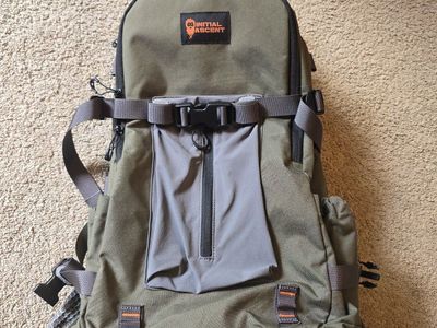 Initial Ascent The Scout - Green/Gray - Excellent Condition