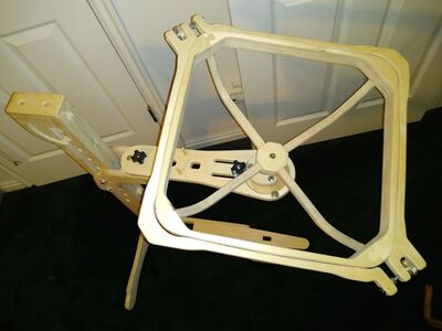 Grace Quilt Frame / Hoop