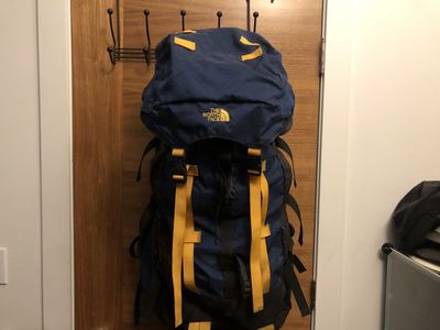 Womens Vintage 90’s North Face Snow Leopard Internal Frame Camping Hiking Trekking Backpack