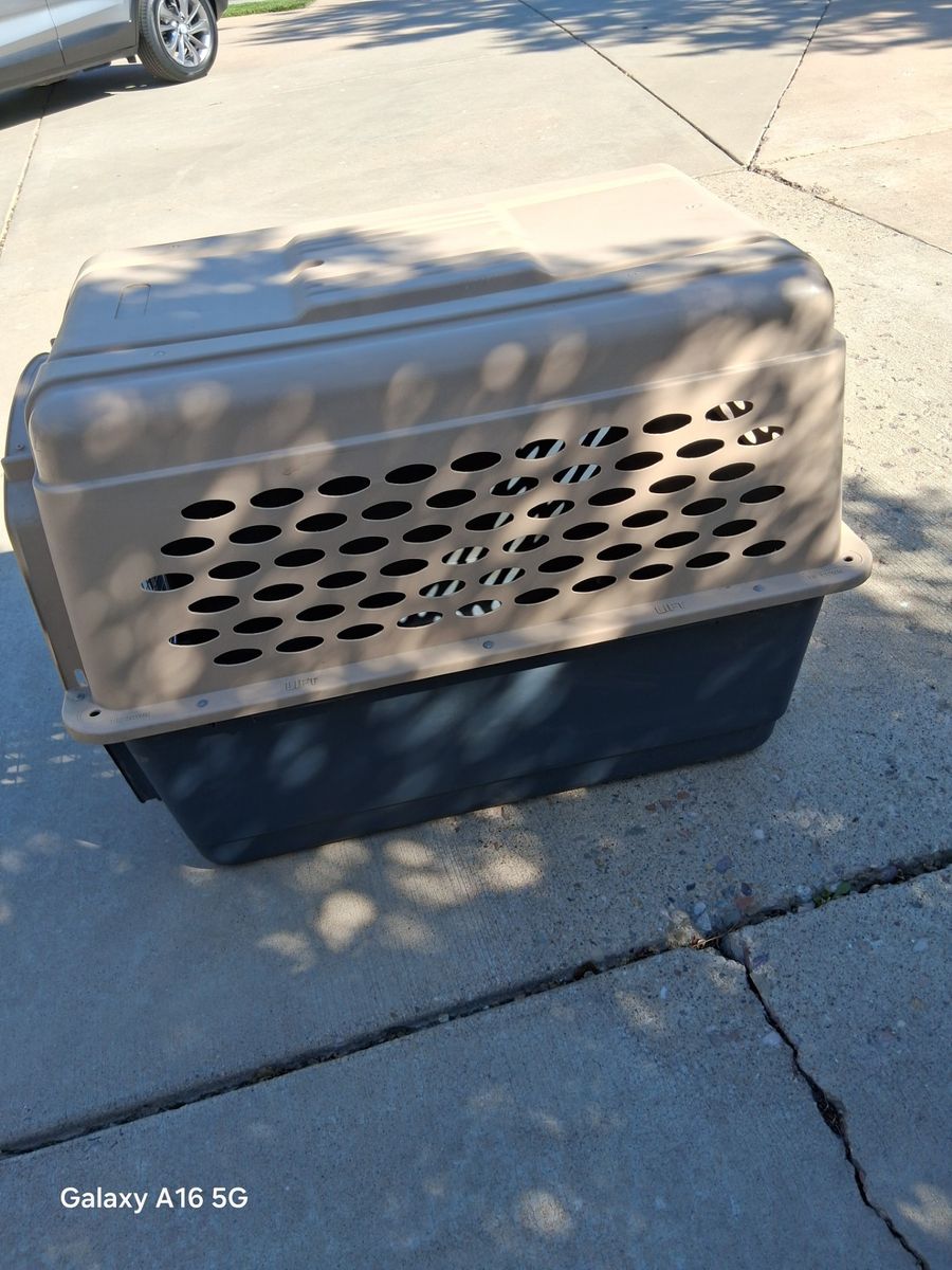 XL DOG CRATE