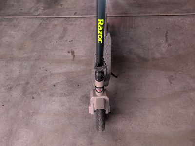 Razor Electric Scooter. C35 SLA