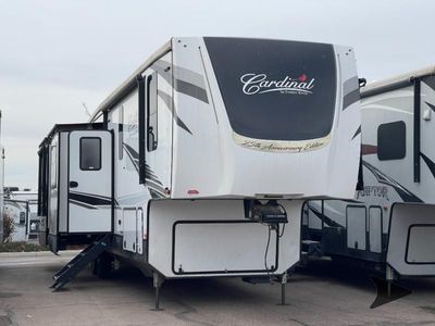 2021 Forest River RV Cardinal Luxury 375BKX