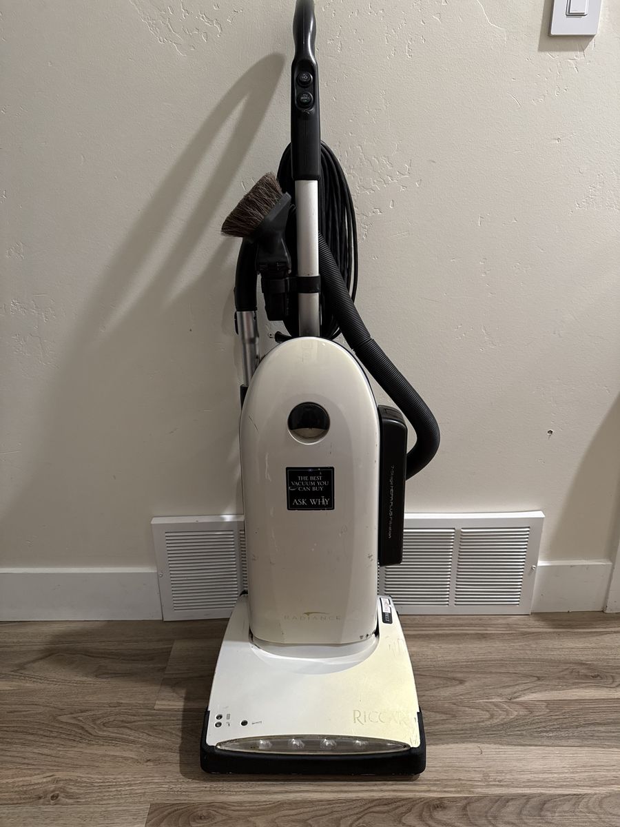 Riccar Vacuum