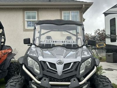 2020 800cc Side by Side