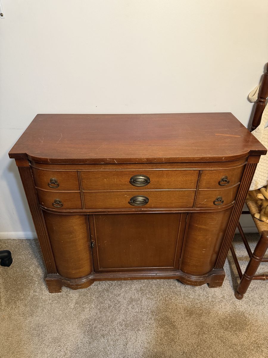 Vintage Wooden Sideboard/Buffet Cabinet with Drawers and Storage