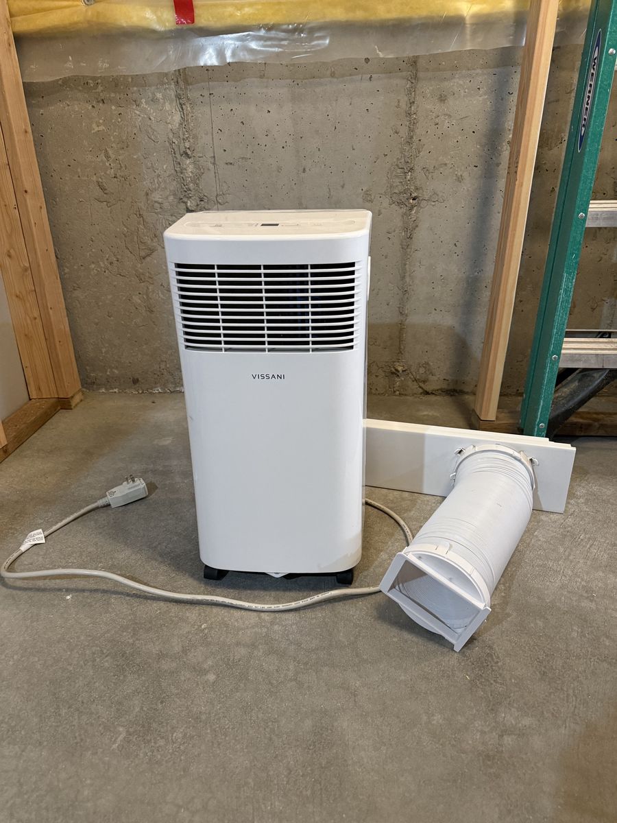 Vissani 5,000 BTU (SACC) Portable AC - Compact Design