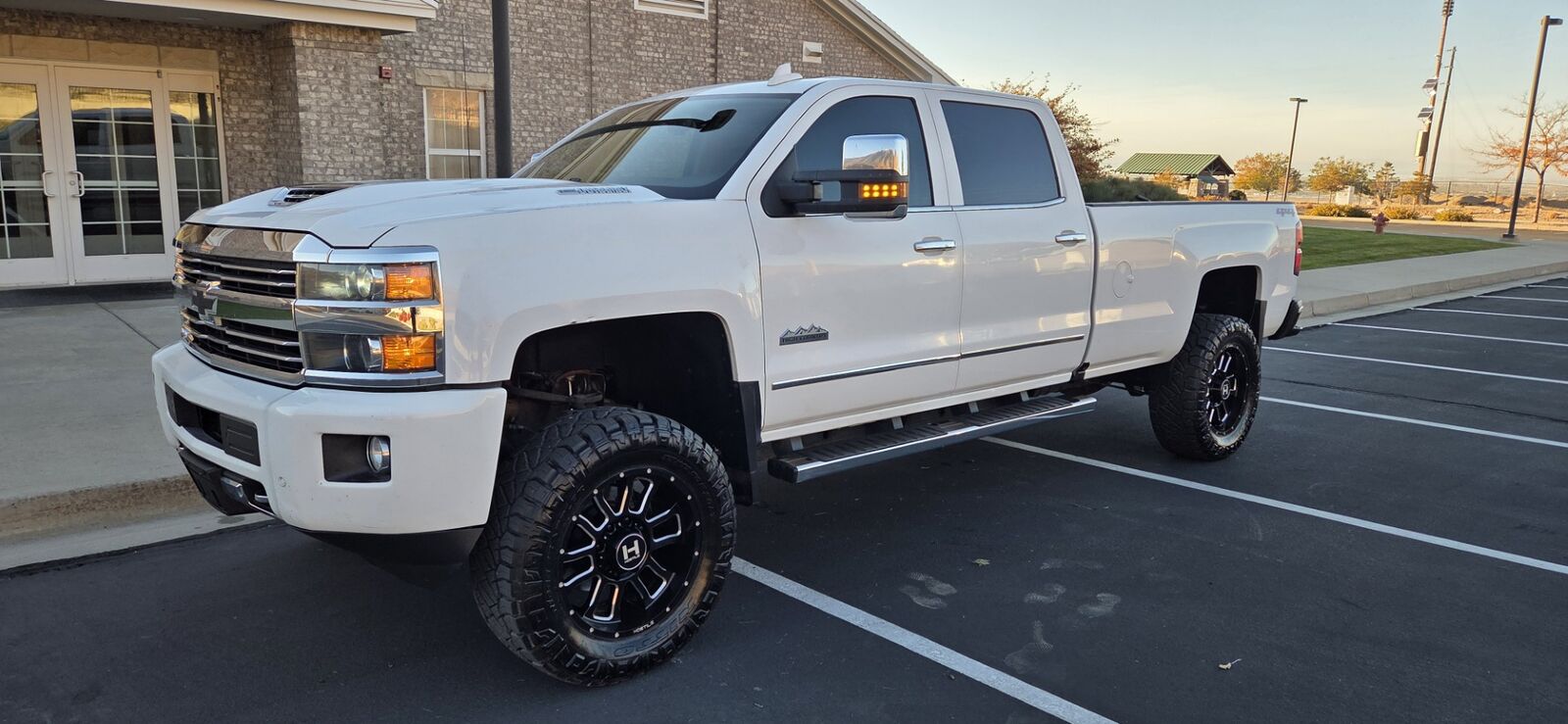 2017 Chevrolet Silverado 3500HD High Country
