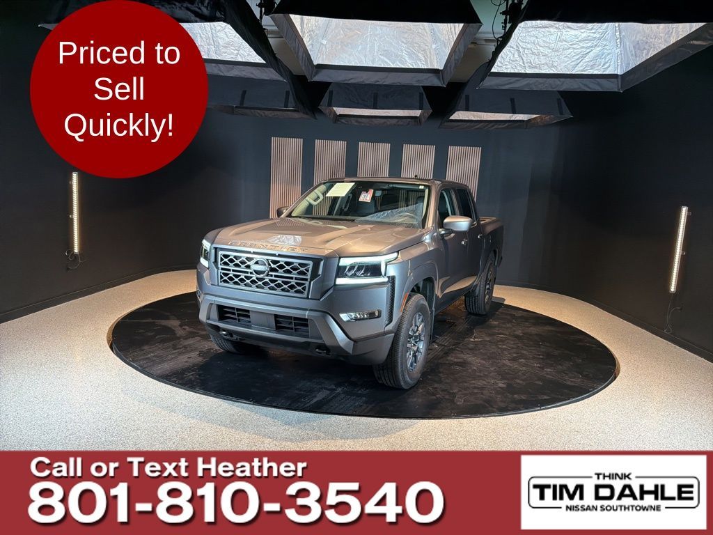 2024 Nissan Frontier SL