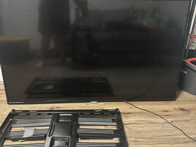 50 Inch TV, TV Mount