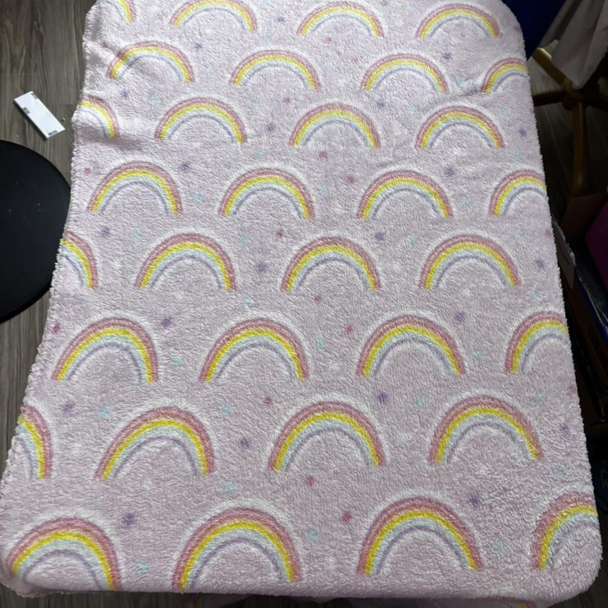 48 inch X 59 inch Pink Rainbow Throw Blanket Fuzzy Soft Fleece Reversible Kids Adults