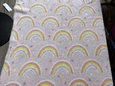 48 inch X 59 inch Pink Rainbow Throw Blanket Fuzzy Soft Fleece Reversible Kids Adults