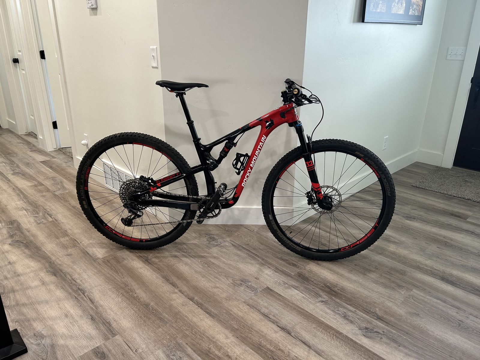 Rocky Mountain Element Small