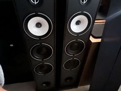 Triangle BRO -8 Speakers