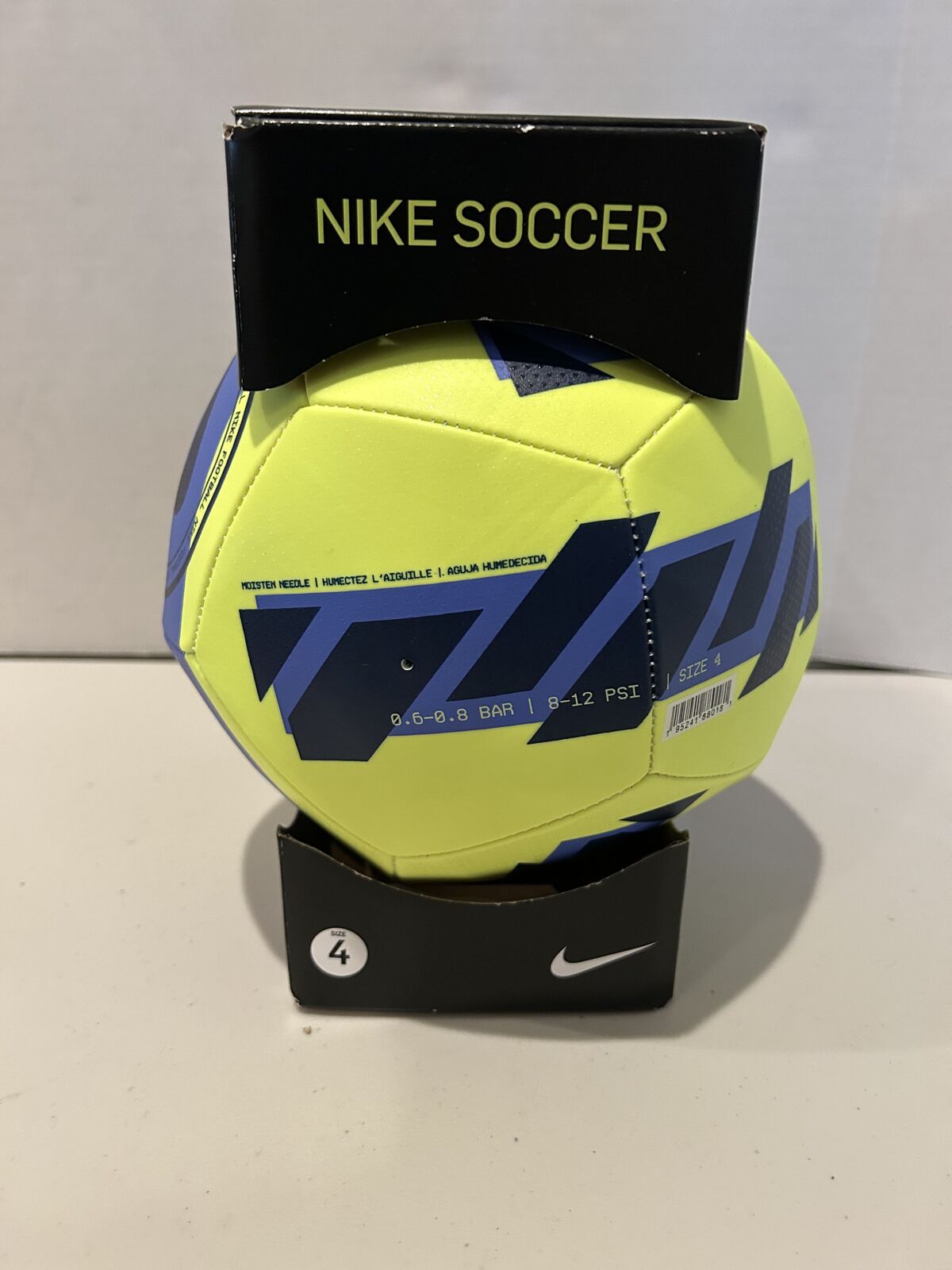New Nike Soccer Ball Size 4