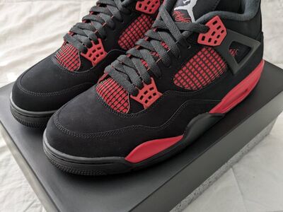 Air Jordan 4 Retro