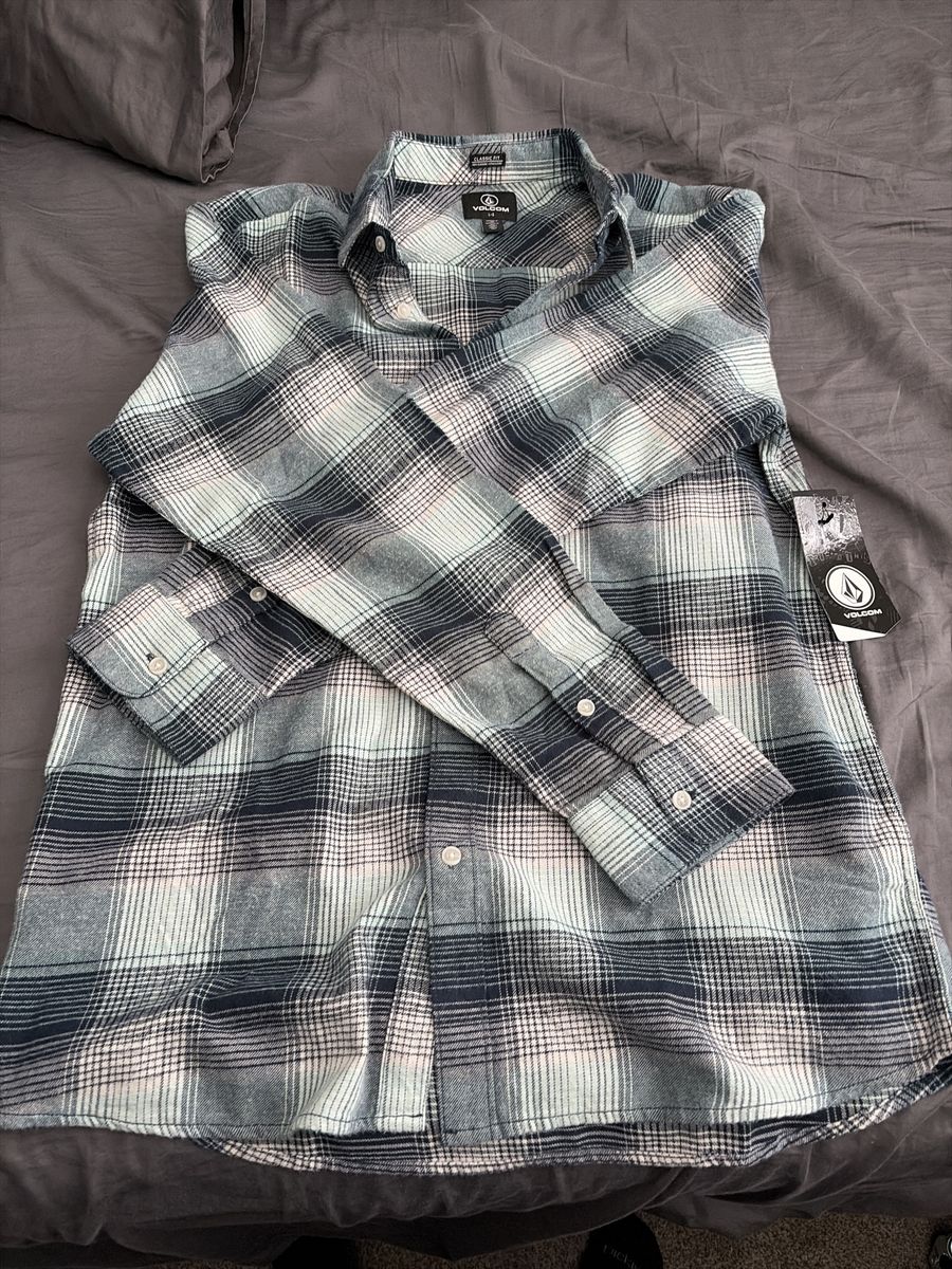 Volcom Men’s Flannel LG - TAGS STILL ON