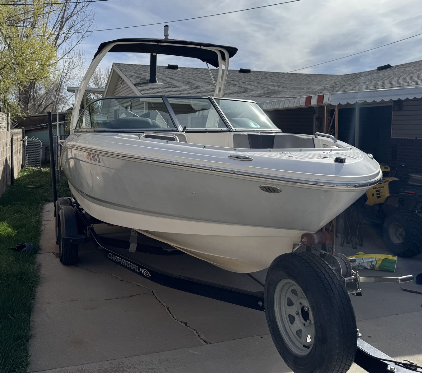 2020 Chaparral 21SSI open Bow Boat