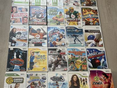 Nintendo Wii Game Lot 25 Zumba Fitness w Belt Wii