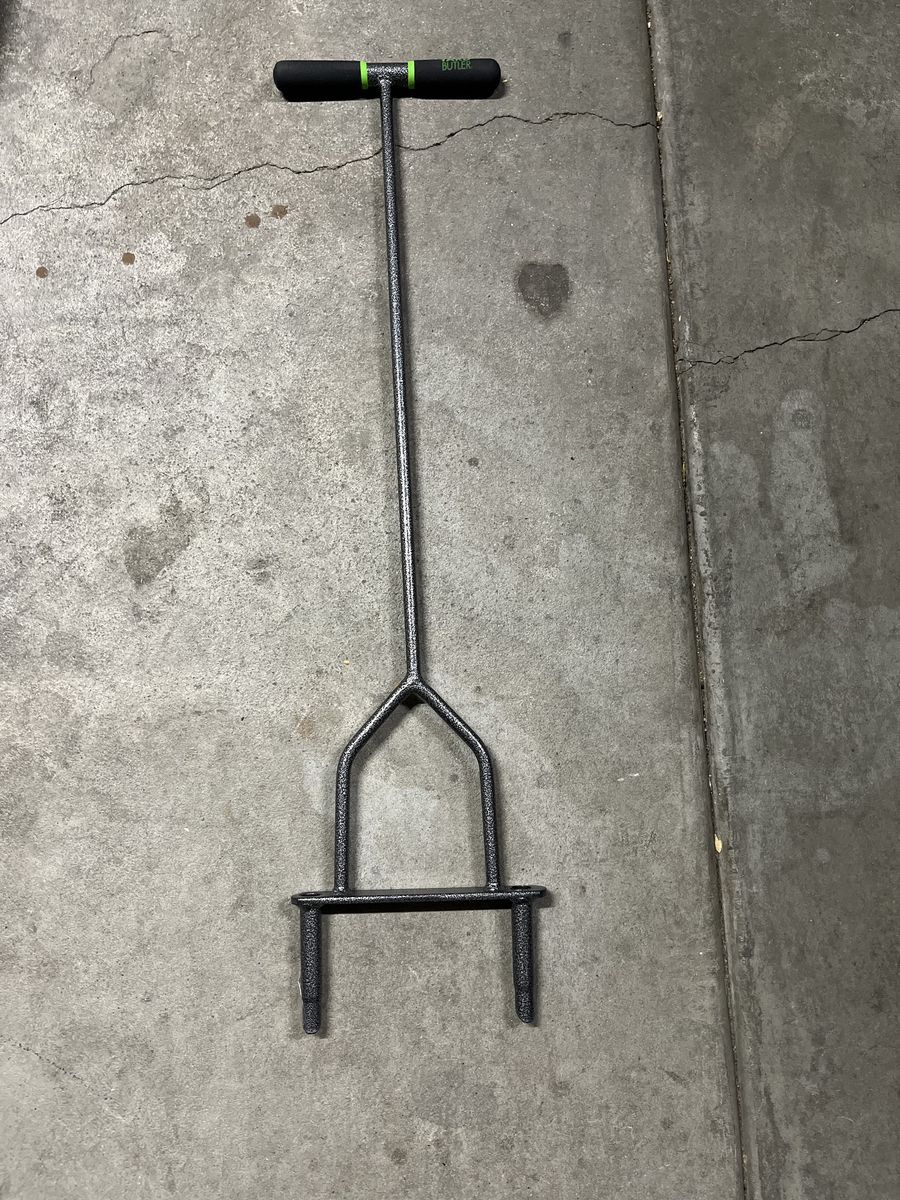 Yard Butler Manual Lawn Coring Aerator – Like New