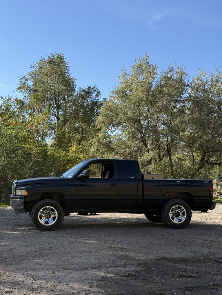 1999 DODGE RAM 2500 SLT