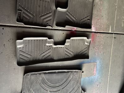 CRV MAX FloorLiners Car Mats - Custom Fit