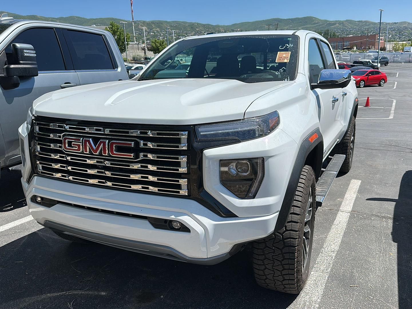 2024 GMC Canyon Denali