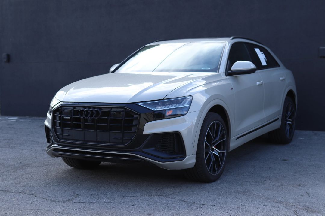 2023 Audi Q8 quattro Premium Plus 55 TFSI