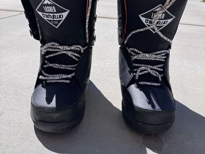 Snowboarding Boots