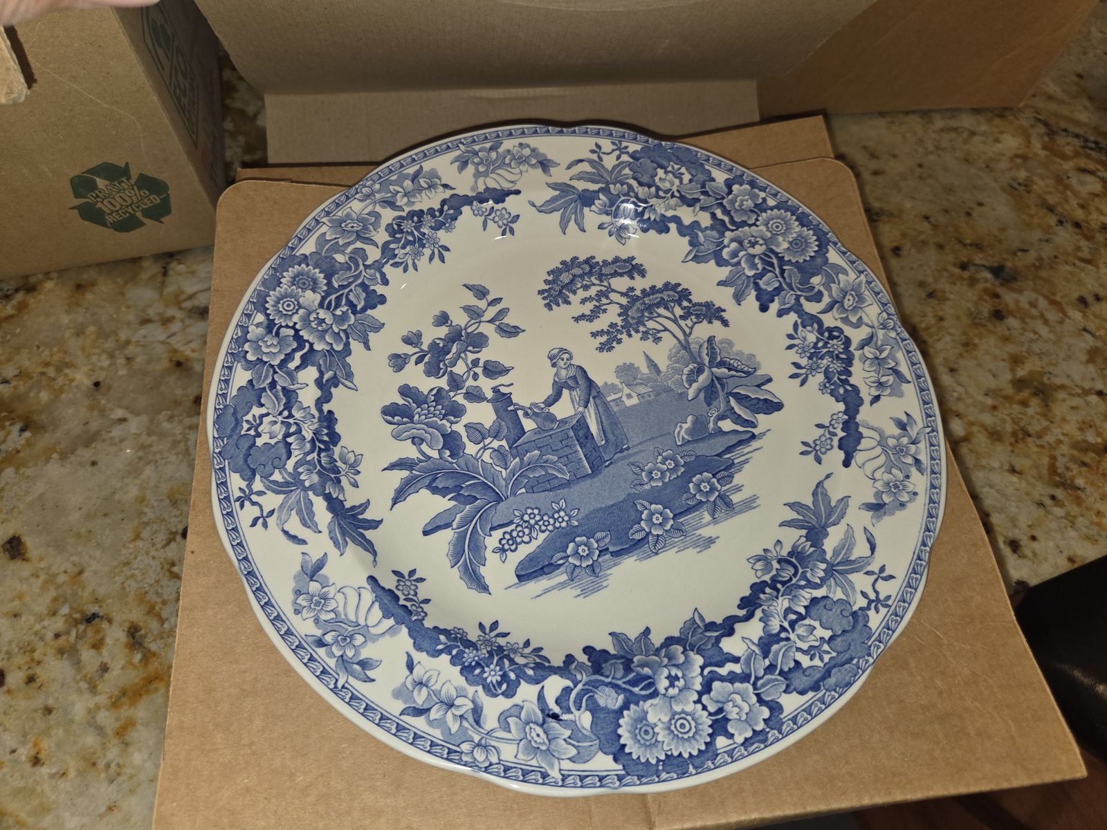 Main image 3