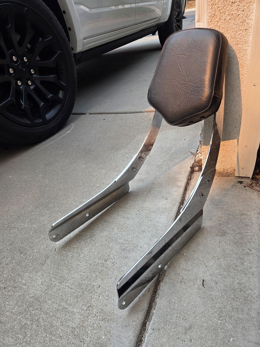Free Passenger Seat - 2006 Honda VTX1300 (may fit other models)