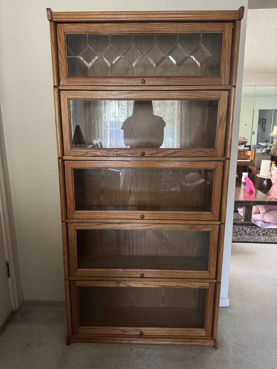 Oak Stacking Barrister Bookcase with Leaded Glass Top & 4 Lower Glass Door Sections