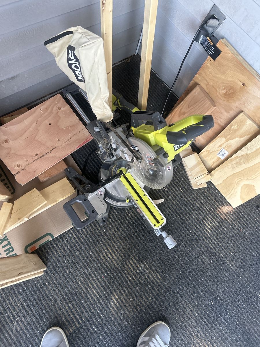 Ryobi 7 1/4 miter saw