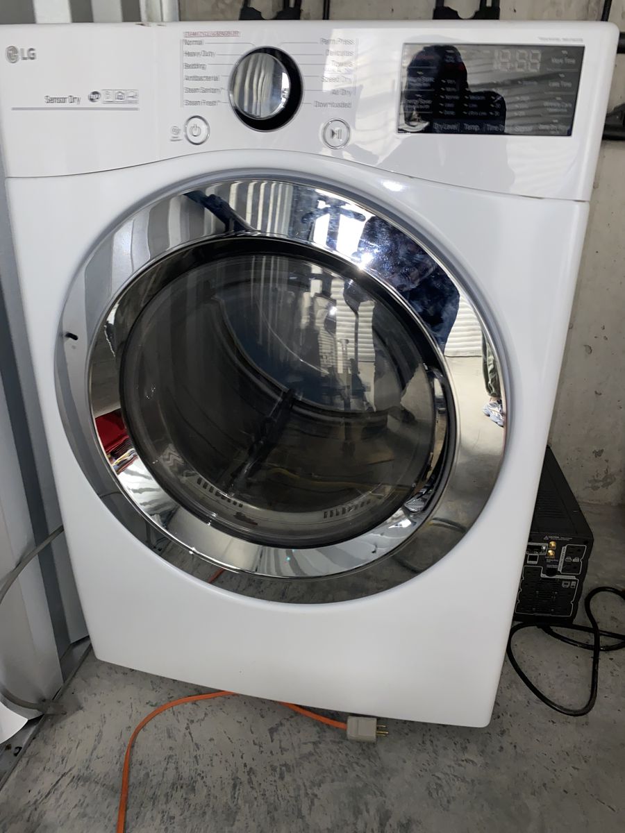 Large Capacity LG Gas Dryer