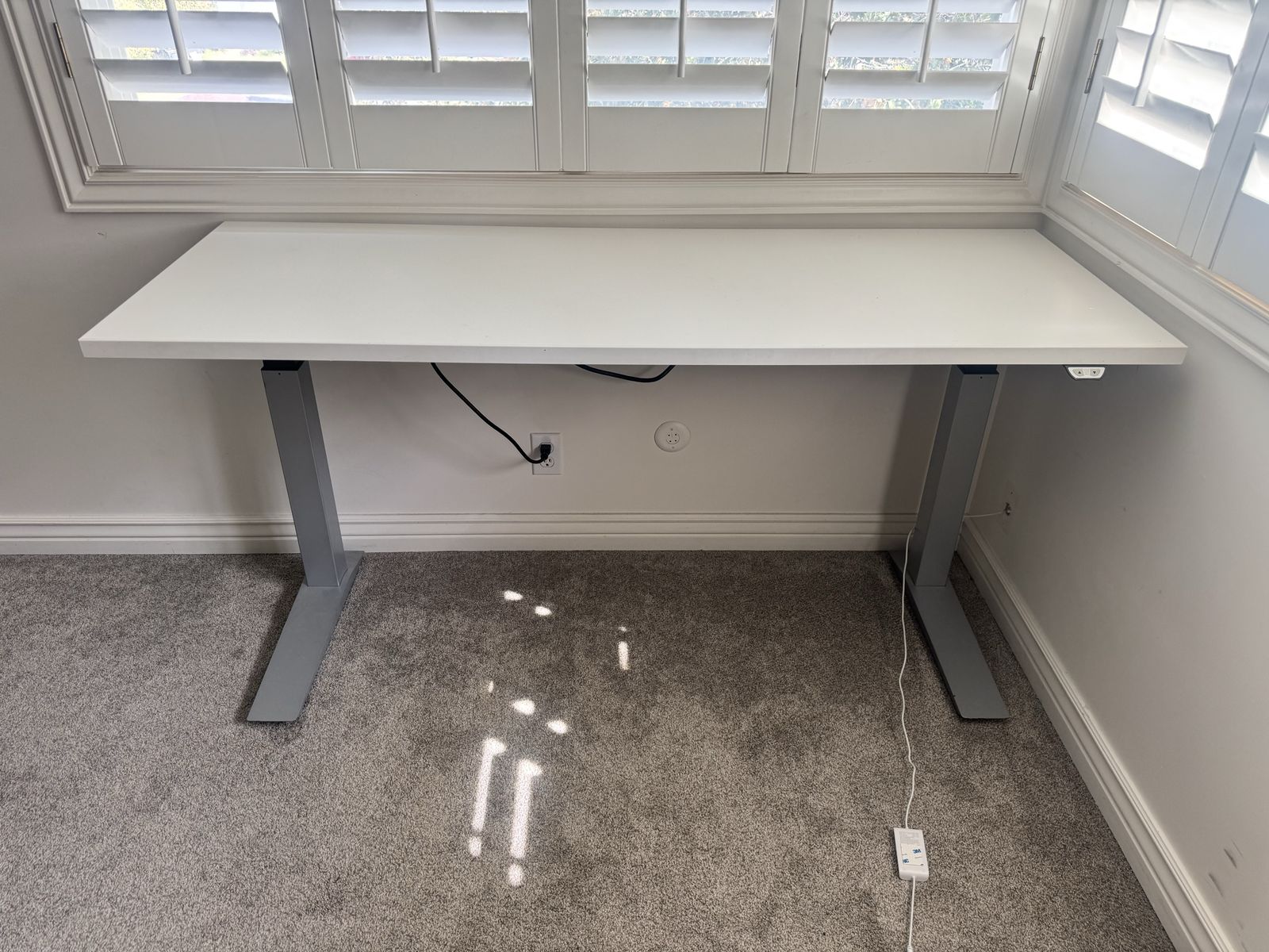 Adjustable Height Standing Desk 