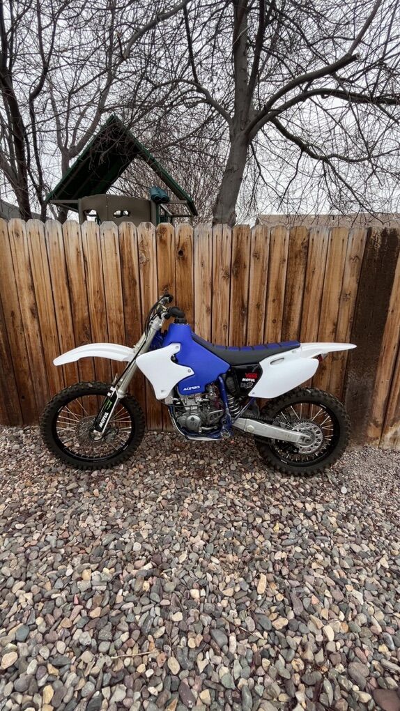 2000 YZ426F